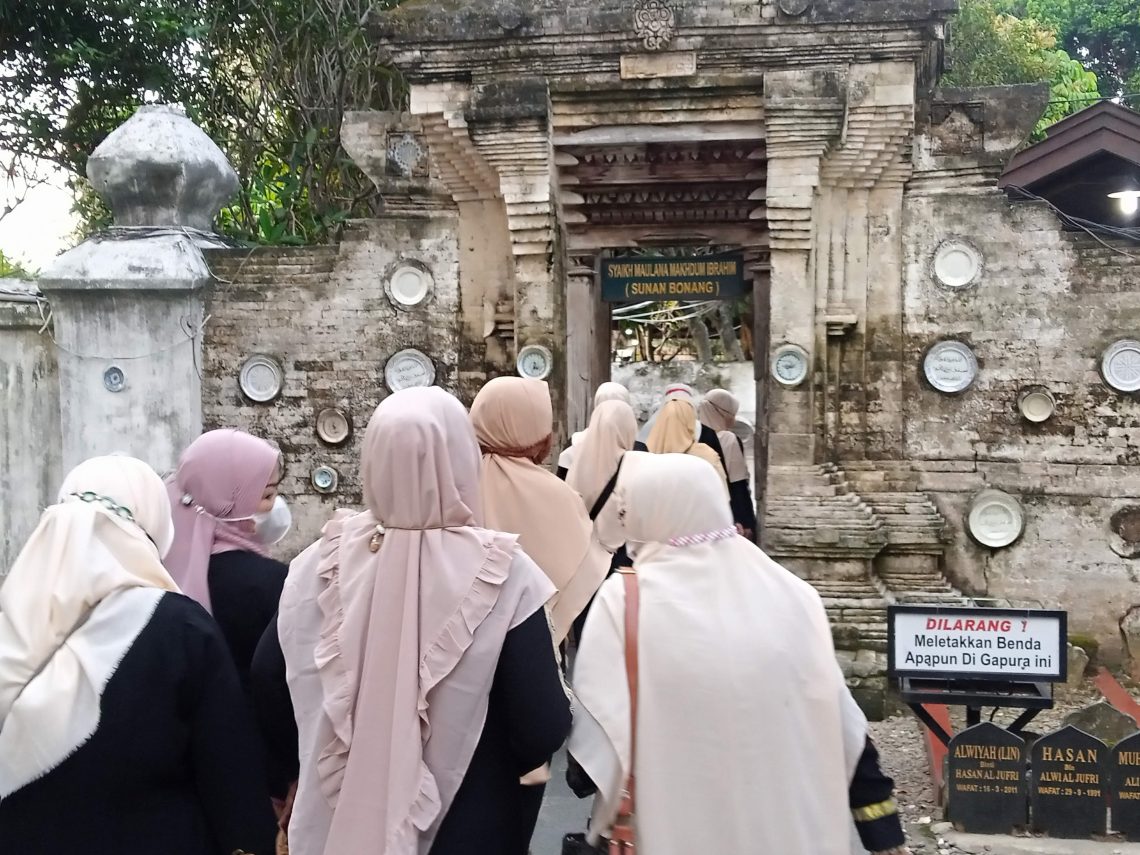 Makam Sunan Bonang.