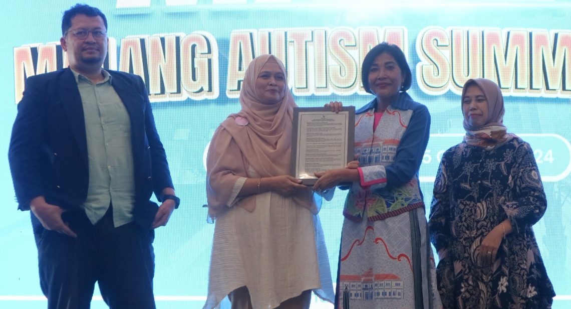 Penutupan Event Internasional, Deklarasi Resolusi Malang Autism Summit 2024 Bantu Wujudkan Kota Ramah Anak dan Lebih Inklusif 1 Malang Autism Summit.