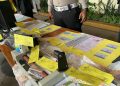 Pemalsuan dokumen negara.