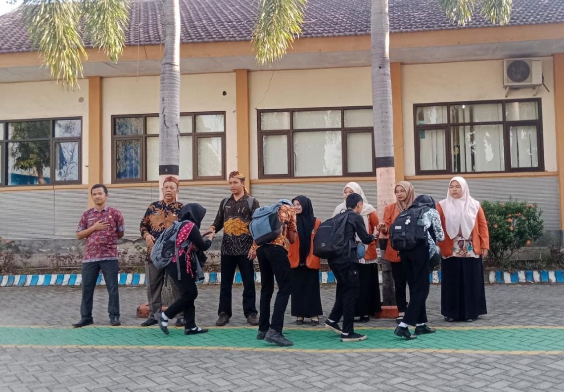 SMKN 1 Mojokerto.