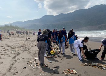 Pantai Pancer.