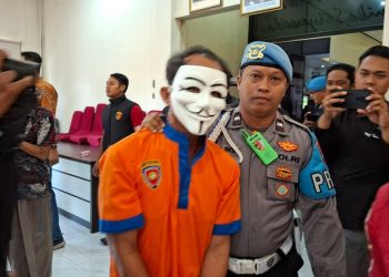 Pelaku penembakan.