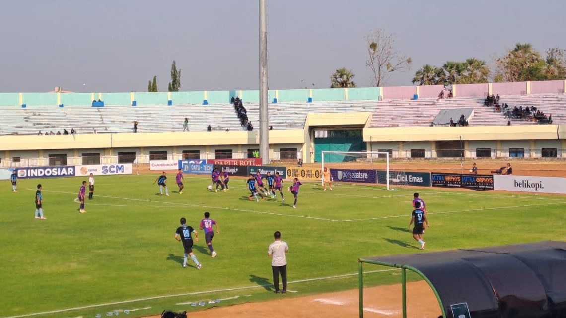 Persela Lamongan Disanksi Berat, Panitia Ajukan Banding usai Laga Lawan Rans Nusantara FC 1 Persela Lamongan.