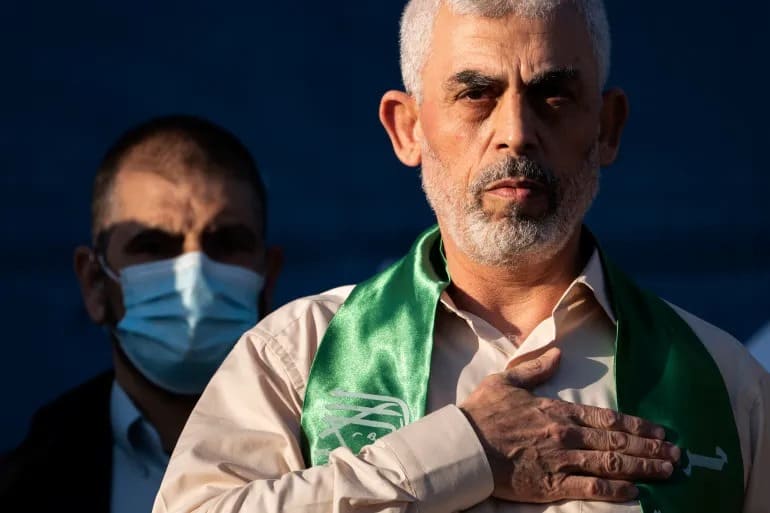 Militer Israel Klaim Telah Membunuh Yahya Sinwar: Berikut Fakta-Fakta Sosok Pemimpin Hamas Tersebut! 1 Yahya Sinwar.