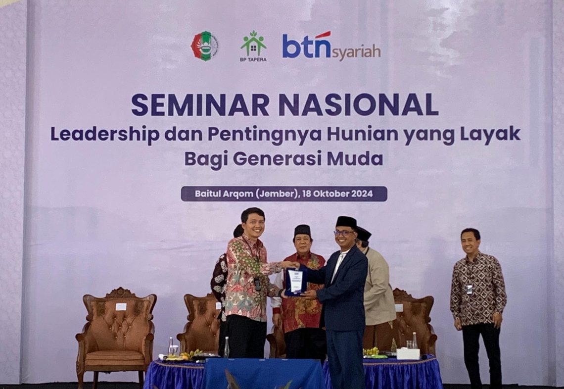 Menuju Indonesia Emas, BP Tapera bersama BTN Syariah Dorong Santri Ponpes Baitul Arqom Jember Miliki Hunian di Masa Mendatang 1 BTN Syariah.