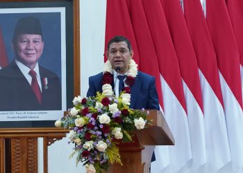 Fahri Bachmid.