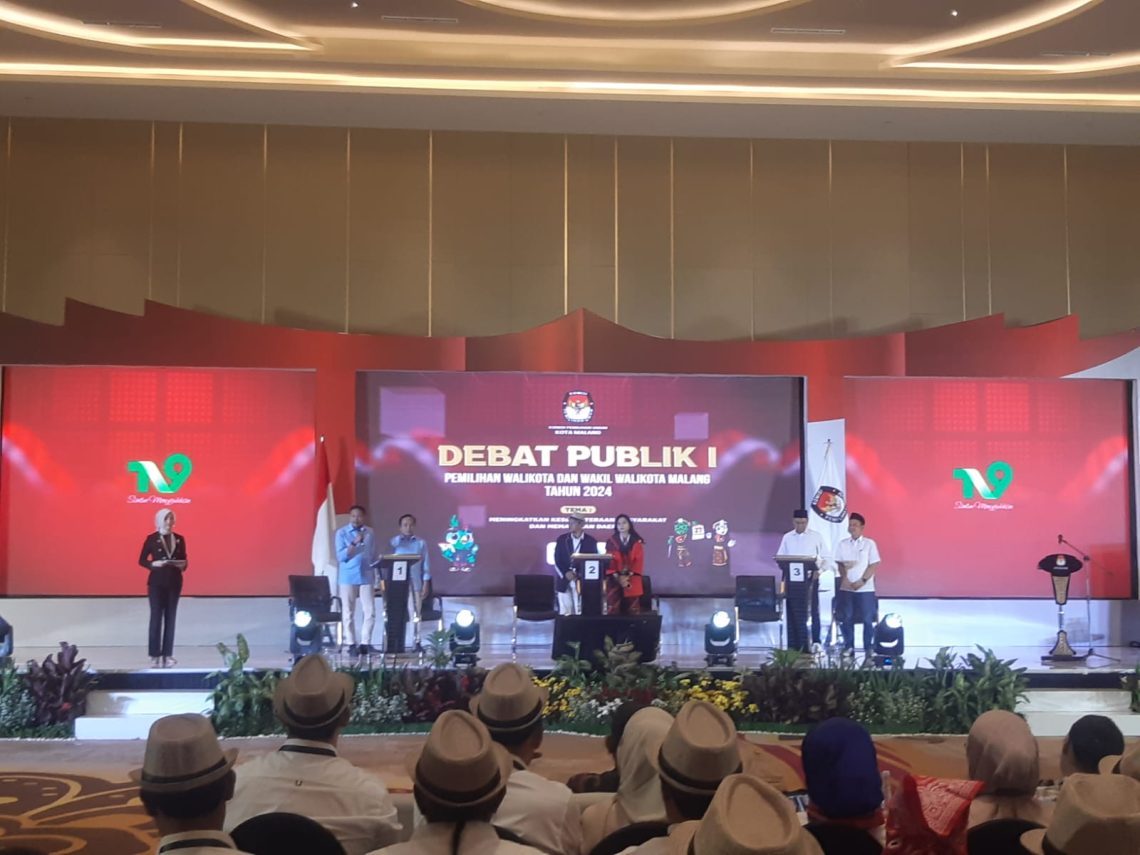 Debat Perdana