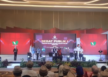 Debat Perdana