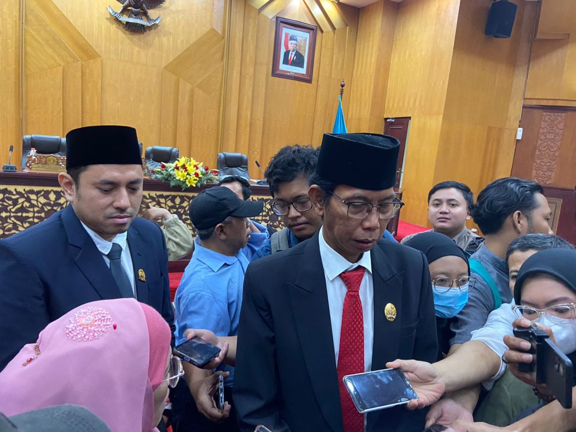 Usai Penetapan Pimpinan Definitif DPRD Surabaya Langsung Kebut Penyelesain AKD 1 Ketua DPRD Surabaya