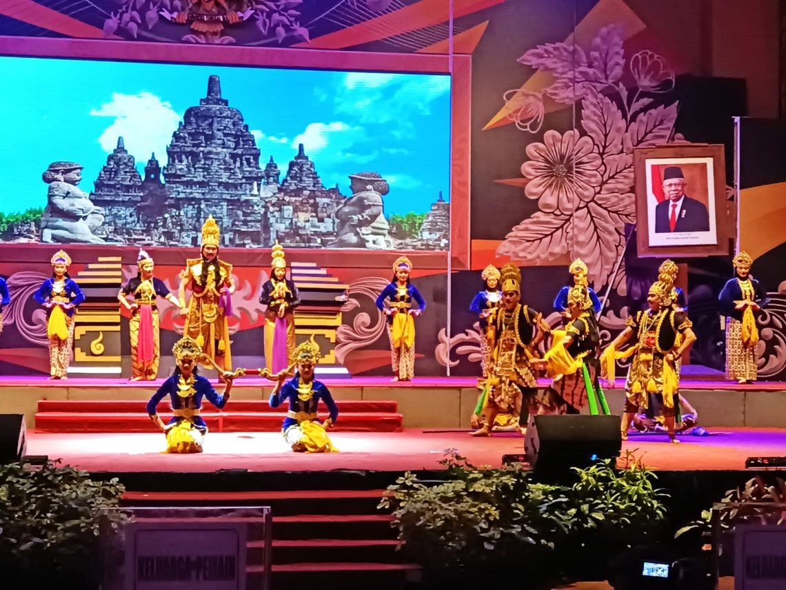 Universitas Negeri Malang Gelar Sendratari Ramayana Cakramastaka Spektakuler di Puncak Lustrum XIV 1 Ramayana Cakramastaka