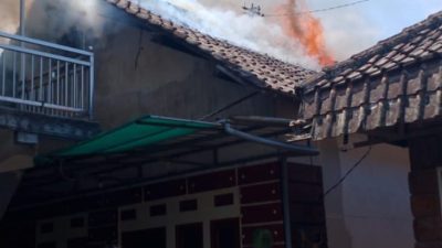 Rumah Terbakar