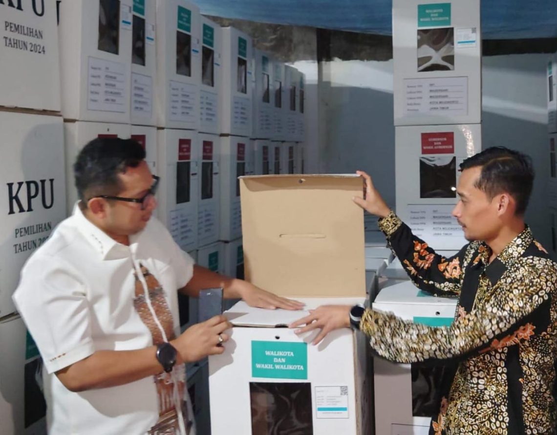 Logistik Pilkada Kota Mojokerto 2024 Sempat Alami Kekurangan 1 logistik.