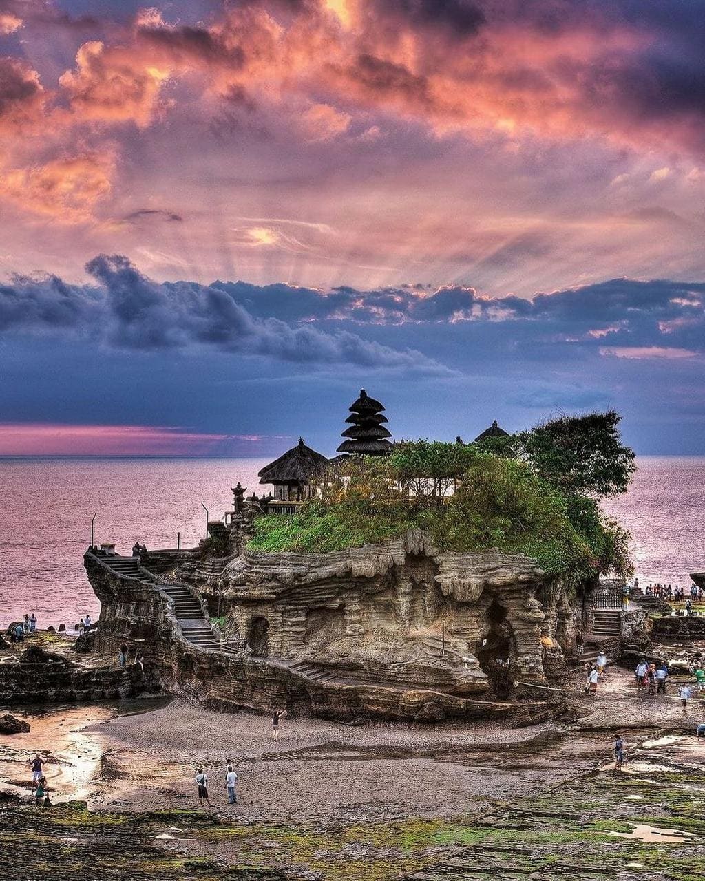 Mengejutkan! Bali Kembali Masuk Daftar Destinasi Wisata yang Tak Direkomendasikan Tahun 2025 versi Fodor's Travel 1 Bali.