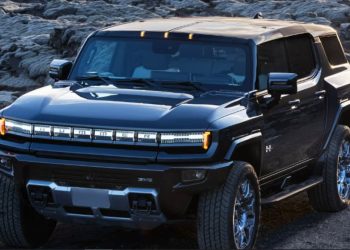 GMC Hummer EV SUV Ramaikan Pasar Mobil Listrik Terbaru, Usung Kesan Besar dan Garang yang Ramah Lingkungan 2 GMC Hummer EV SUV.