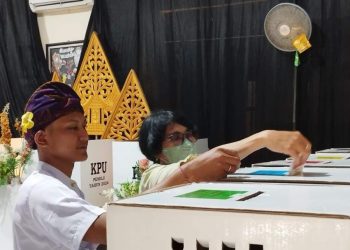 pindah memilih.