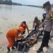 Mayat Pria Lansia Ditemukan Mengapung di Sungai Bengawan Solo Tuban 8 Mayat pria.