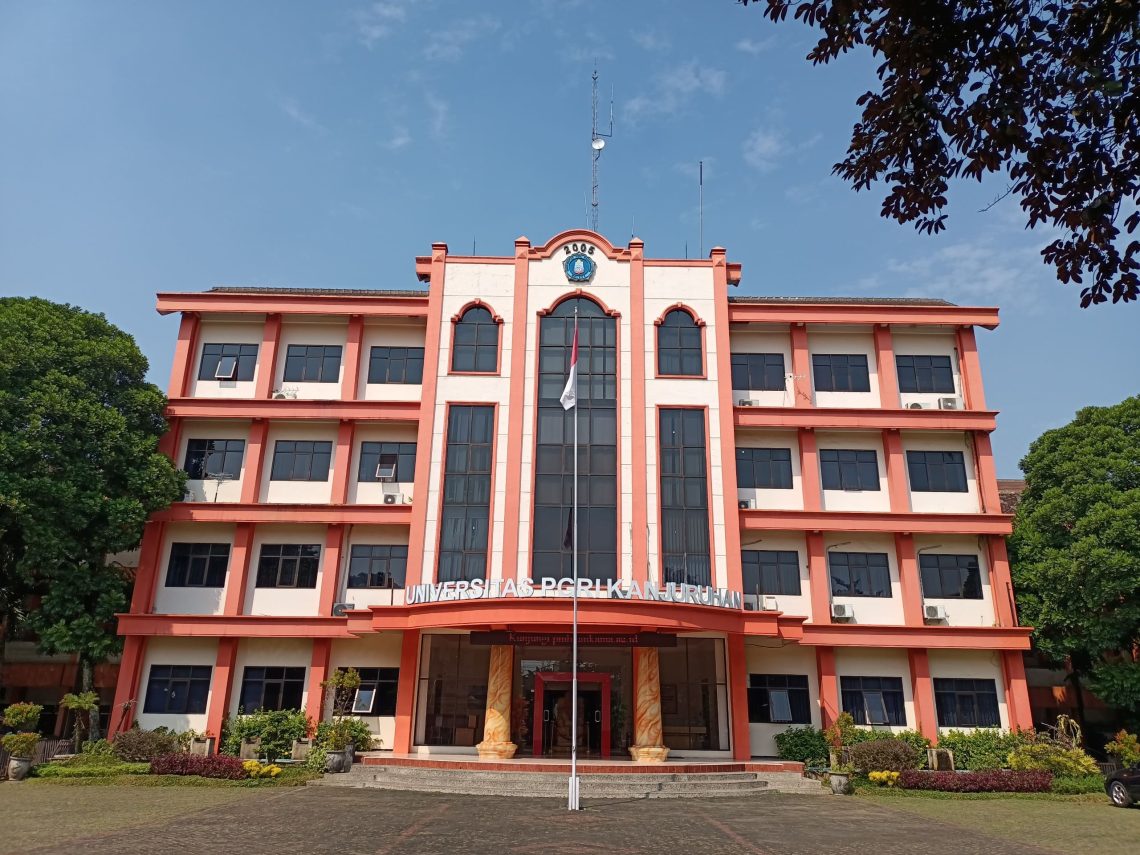 Jalur prestasi.