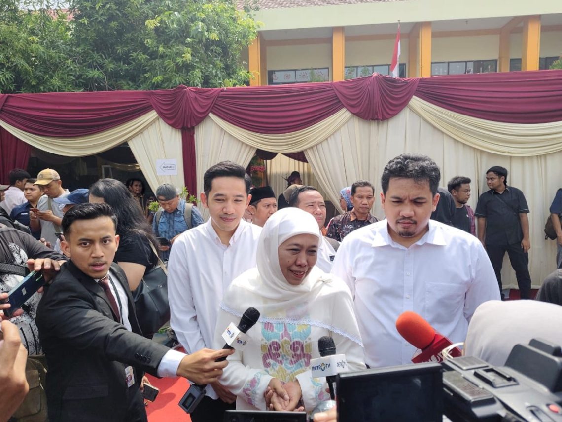 Berikan Hak Suara, Khofifah Optimis Menang Melanjutkan Takhta Kursi Grahadi 1 Khofifah.