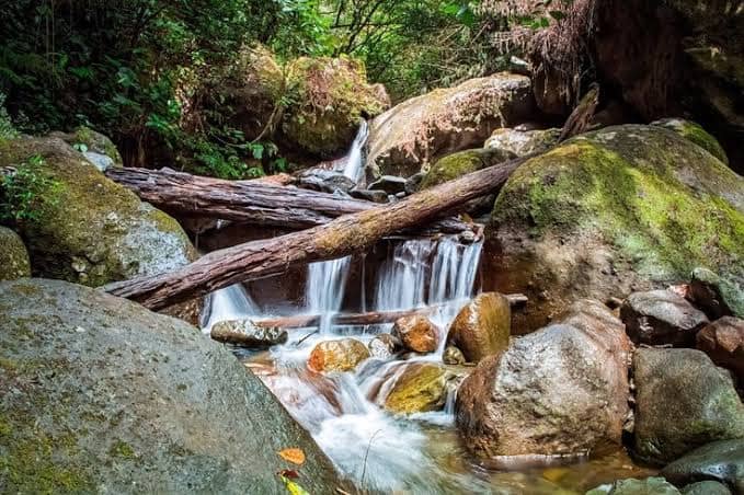 Air Terjun Dolo.