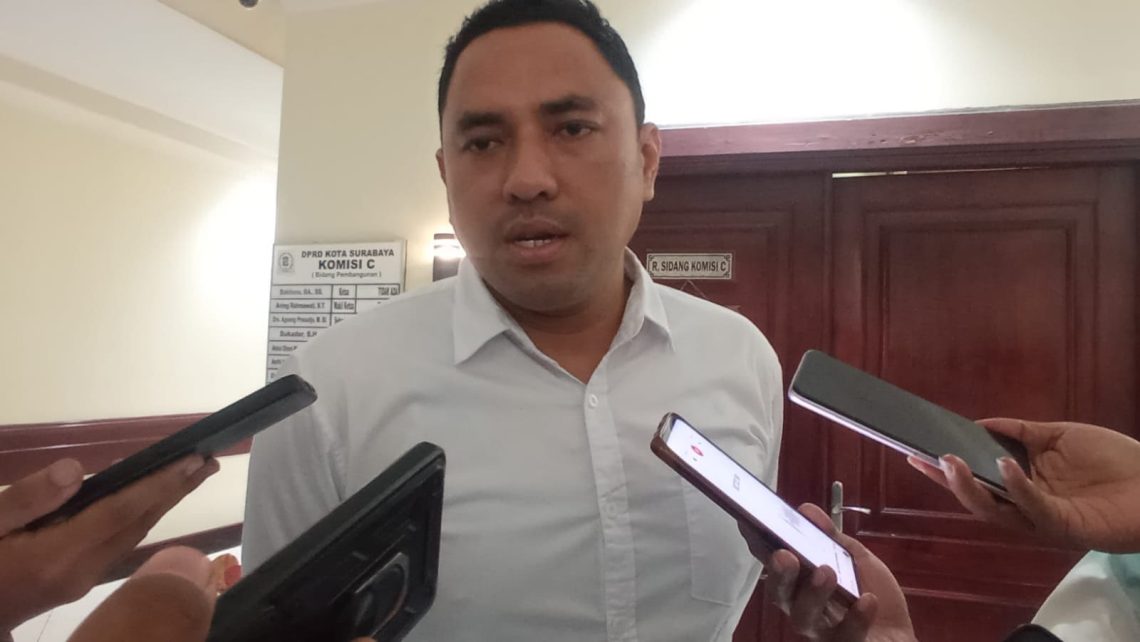 DPRD Surabaya Sebut Rencana Sharing Anggaran untuk Realisasikan Program Makan Siang Bergizi 1 DPRD Surabaya.