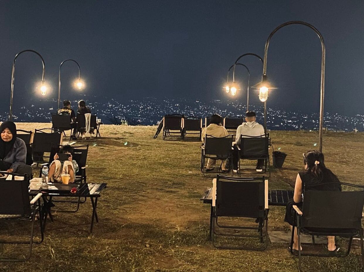 Thana Nature Eatery Kota Batu, Tempat Nongkrong Anak Muda sambil Nikmati City Light Bikin Hati Adem 2 Thana Nature Eatery Kota Batu.