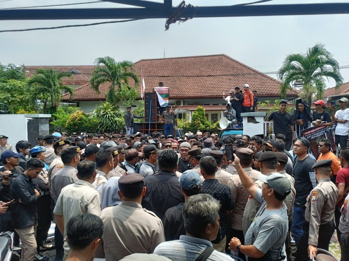 Bawaslu Jember.