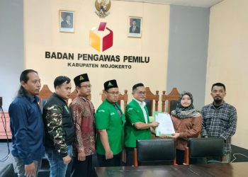 LBH PC GP Ansor Mojokerto Sambangi Bawaslu Jelaskan Status ASN KH Asep Saifuddin Chalim 6 LBH PC GP Ansor Mojokerto