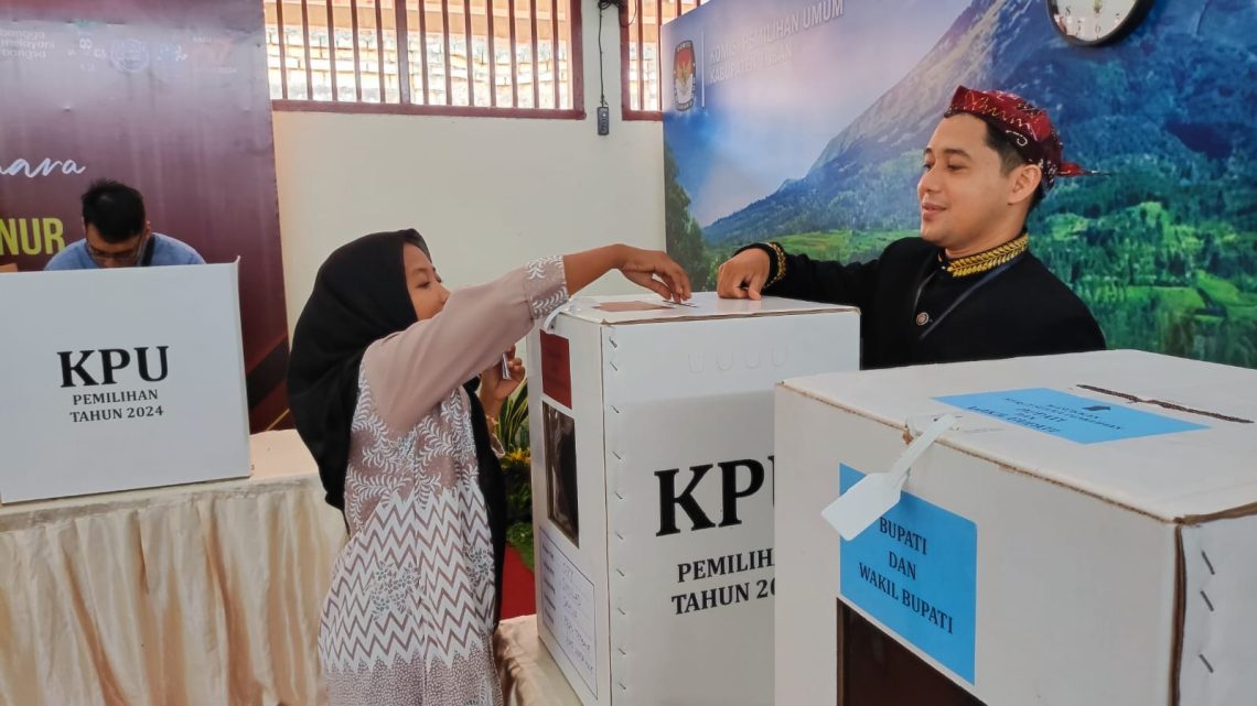 Riyadi dan Lindra Menang Telak di TPS Kandang Masing-masing 5 Riyadi - Lindra