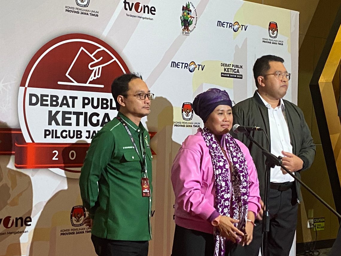 Kalah Telak di Pilgub Jatim 2024, Tim Pemenangan Luluk-Lukman Pasrah Lihat Hasil Quick Count 1 Luluk Nur Hamidah dan Lukmanul Khakim