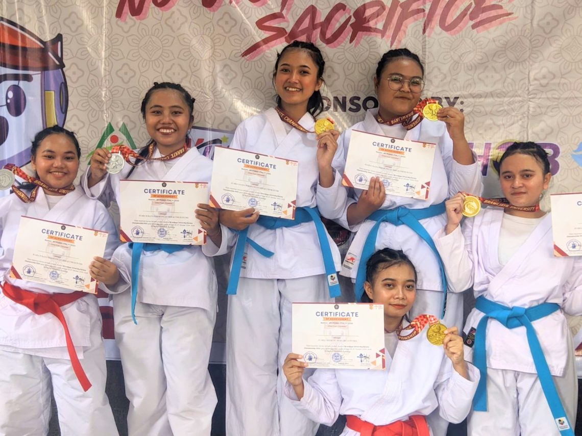 Mahasiswa Unikama Meraih Emas dan Perak di Brawijaya University Karate Championship 2024 1 Mahasiswa Unikama