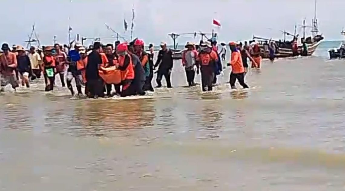 Nelayan Hilang di Laut Tuban Ditemukan Tidak Bernyawa 5 Nelayan Tuban