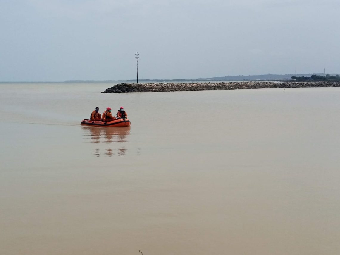 Pencarian Nelayan Hilang di Laut Tuban Diperluas, Belum Diperoleh Titik Terang 1 pencarian korban nelayan