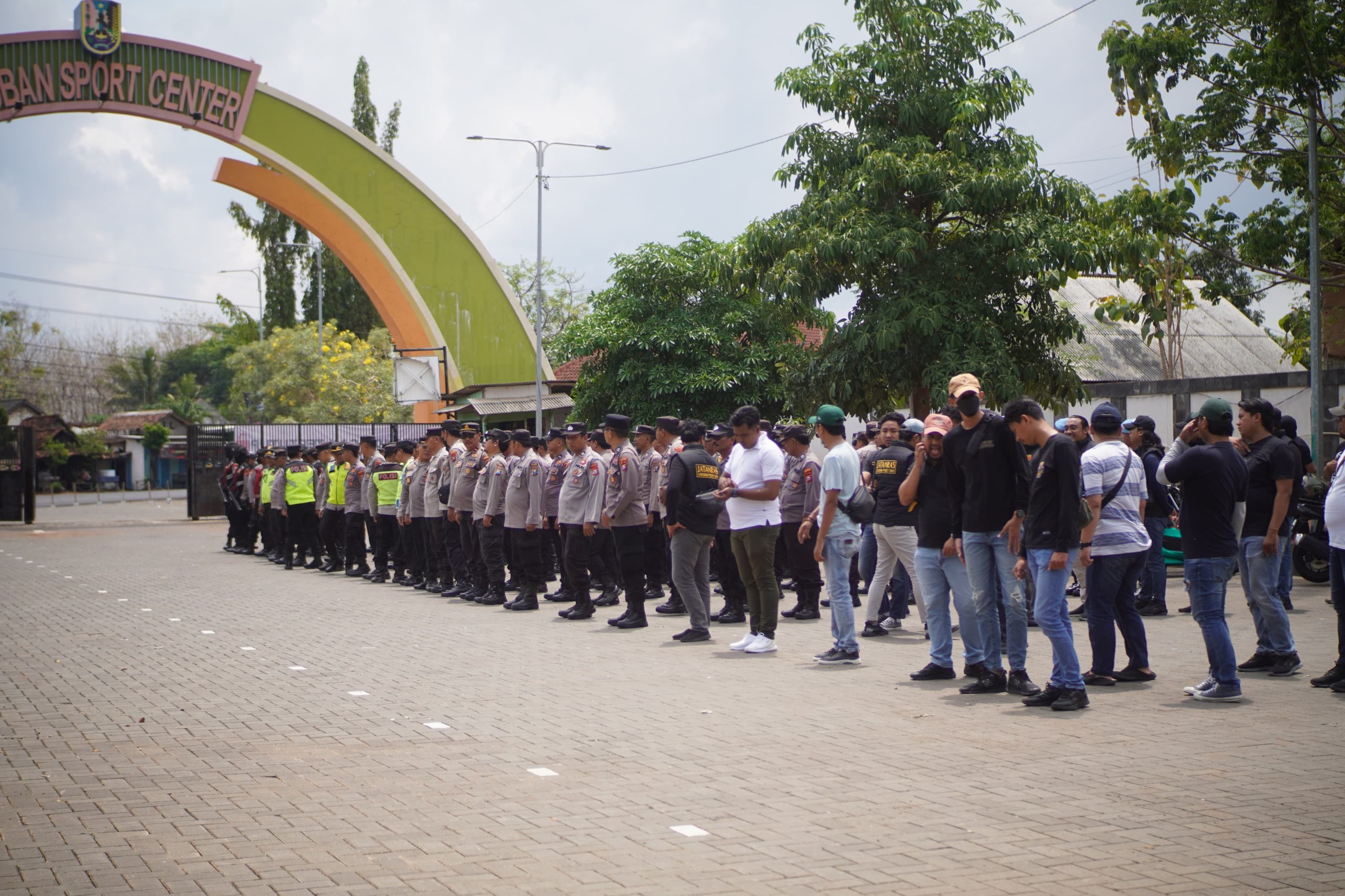 Laga Persela Vs Gresik United Tanpa Penonton, Polres Tuban Siapkan 6 Titik Penyekatan Cegah Suporter 3 persela 2 scaled