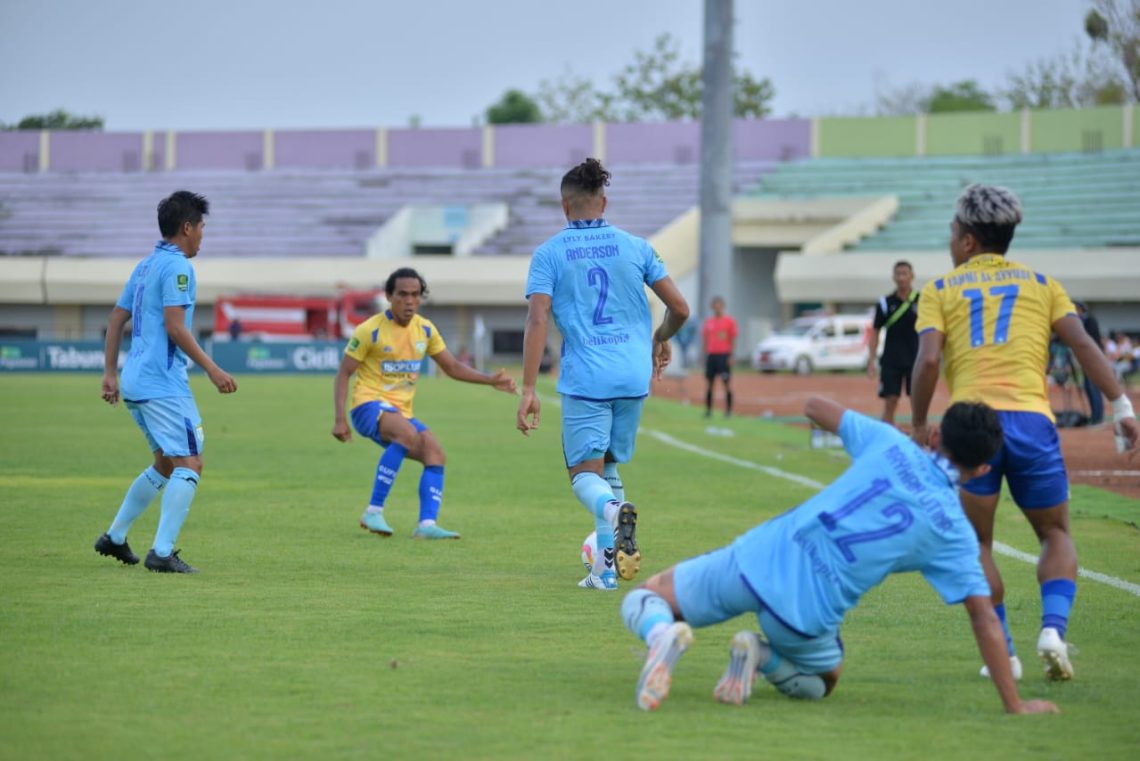 Persela Lamongan 4