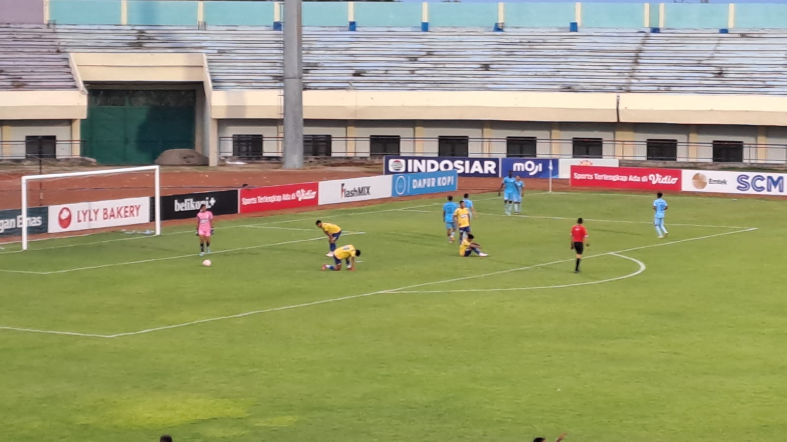 Persela Lamongan Tekuk Gresik United 3-1 dalam Laga Derbi Jatim Tanpa Penonton 2 Persela Lamongan