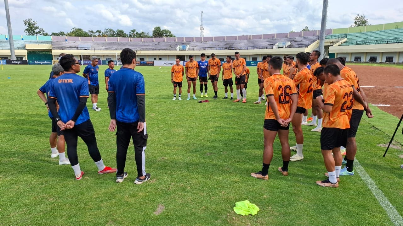 Persela Lamongan vs Persibo.