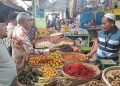 Harga bahan pokok.