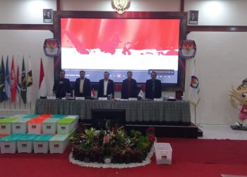 Hasil Rekapitulasi Pilkada Mojokerto 2024, Berikut Selisih Keunggulan Mubarok-Idola 1 Rekapitulasi.