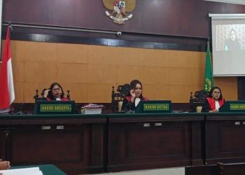 Polisi bakar suami.