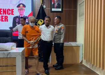 Pelaku pembunuhan.