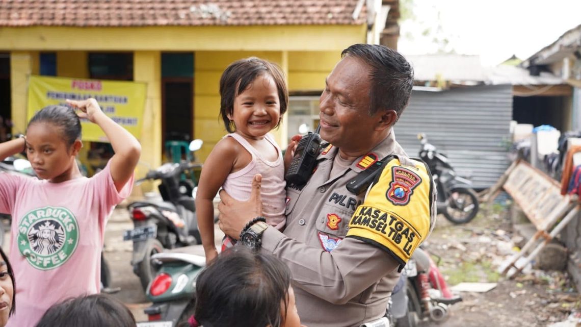 Korban Banjir Mojokerto Butuh Penyembuhan Trauma, Anak-Anak Tak Betah hingga Sering Rewel 1 Korban banjir.