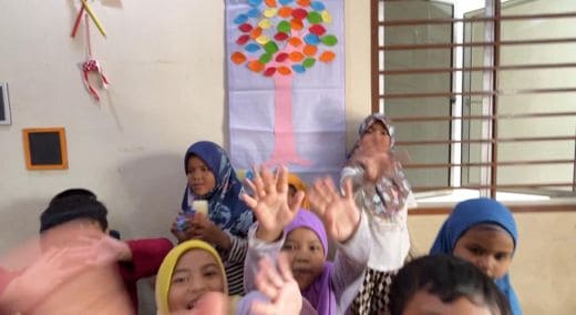 Lewat Psikoedukasi, KKN Internasional Mahasiswa Fakultas Psikologi UM Menginspirasi Cita-Cita Anak Bangsa di Malaysia 5 9b7ffb49 8487 43a6 b7df 815b9a9a0768 1