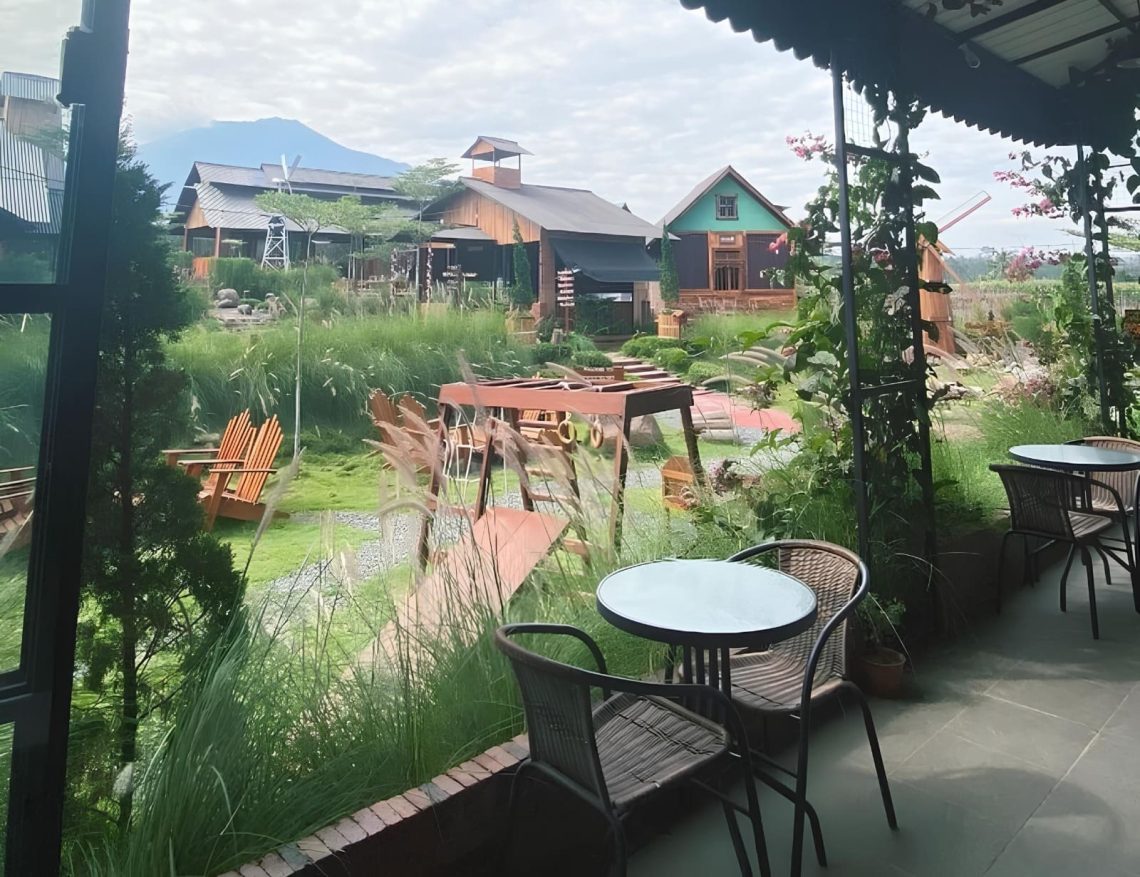 SweetHeart Cafe & Eatery: Tempat Kuliner Aesthetic dengan Gaya Rustic ala Switzerland di Malang 1 SweetHeart Cafe & Eatery.