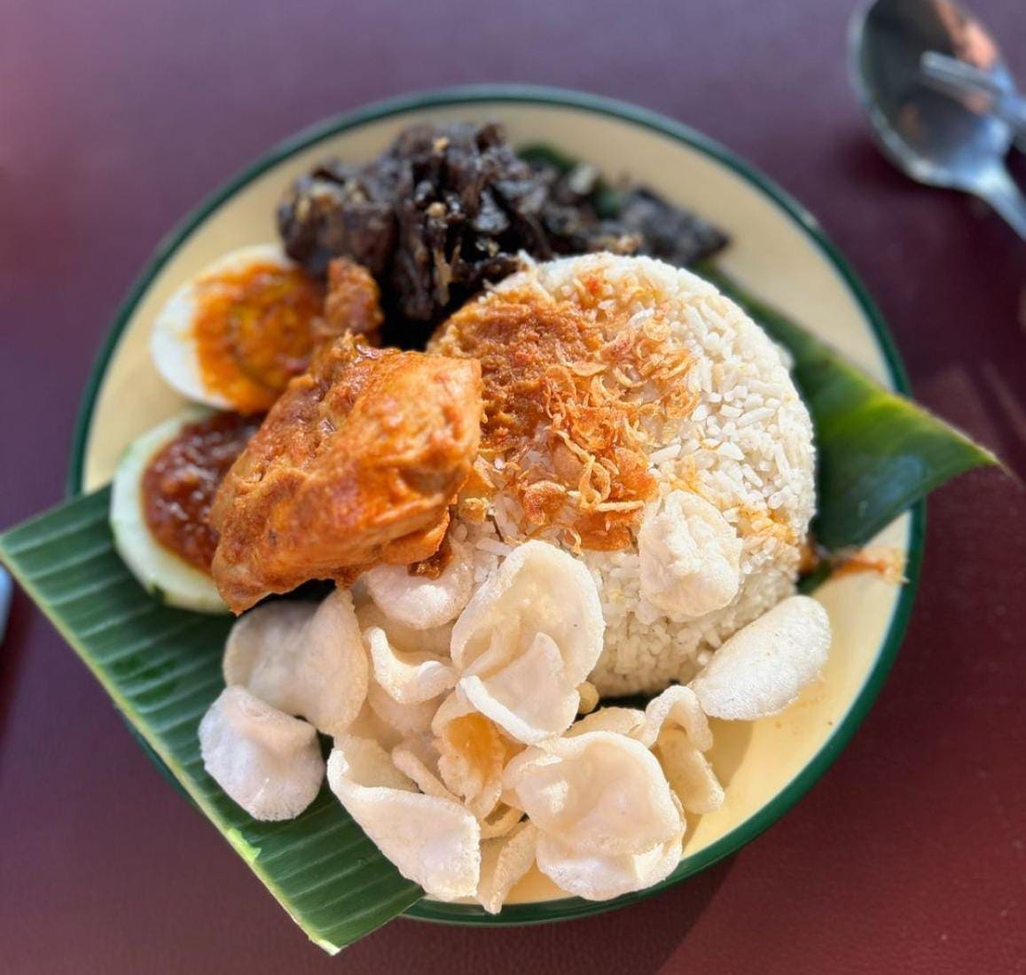 5 Tempat Sarapan Pagi di Kota Malang yang Autentik, Lengkap dengan Jam Operasional: Harga Mulai 6.000 Saja 5 Rekomendasi sarapan pagi di Malang 2025.