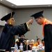 Wisuda XXI Unim Mojokerto, Wisudawan Diingatkan soal Adaptasi terhadap Perubahan 13 Unim.