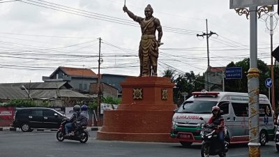 Patung Gajah Mada.