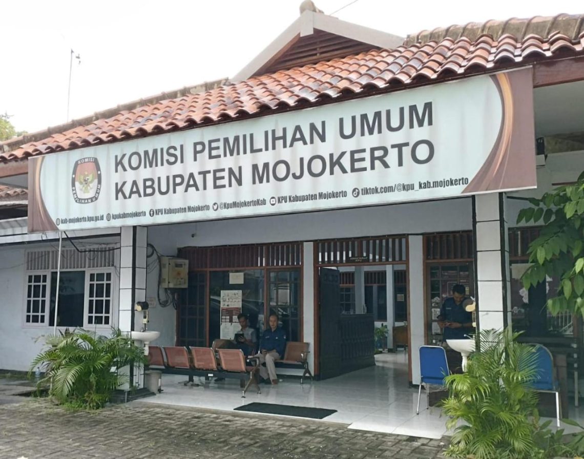 Komisioner KPU Kabupaten Mojokerto