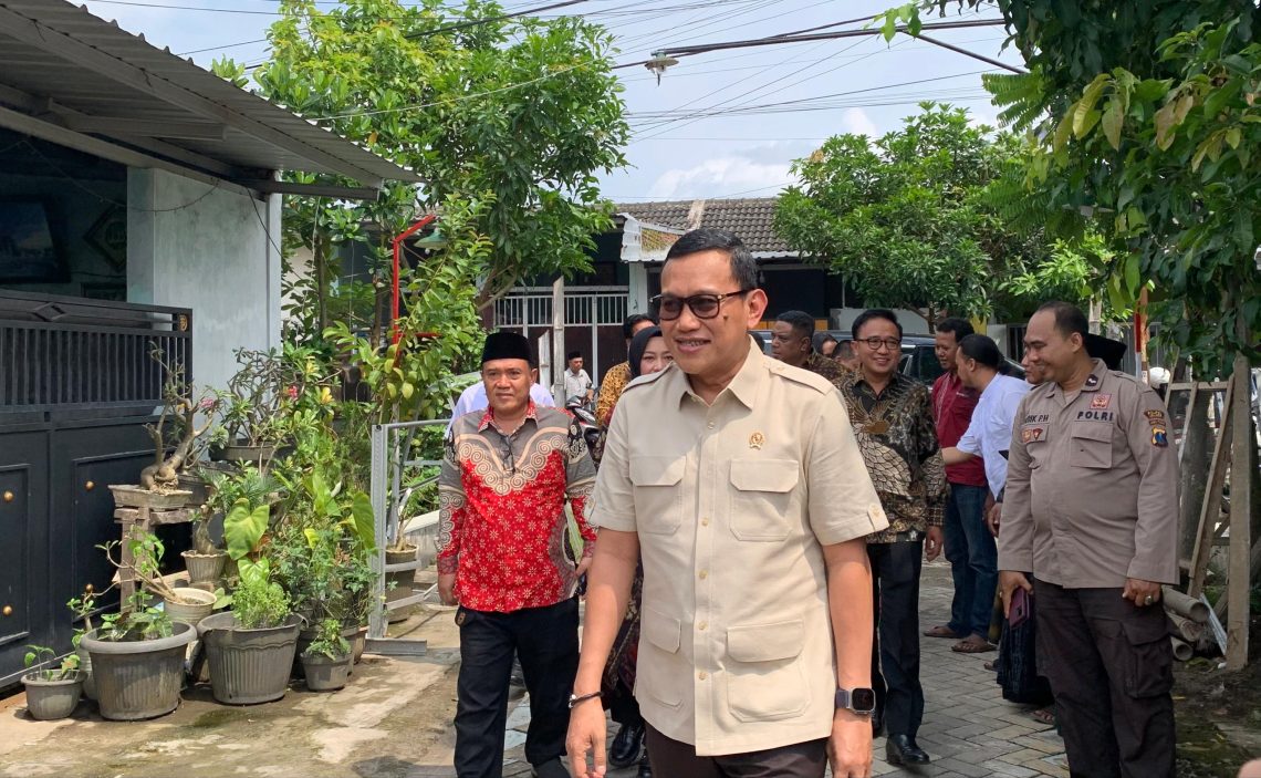 Menteri P2MI
