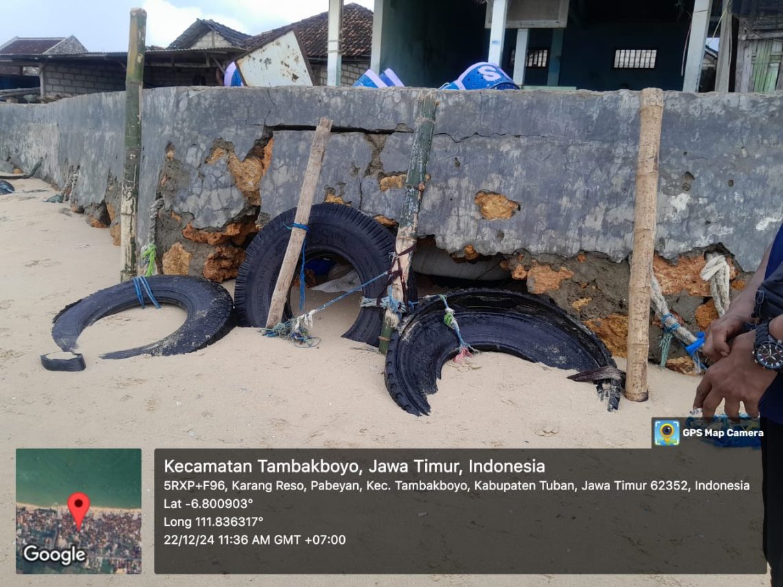 Kerusakan Tanggul Pantai Pabeyan Tuban Ancam Pemukiman Warga 1 Pantai Pabean Tuban