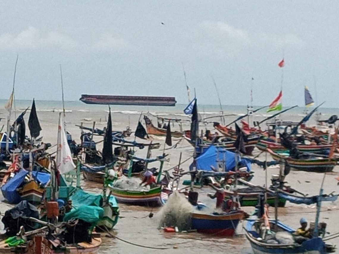 Perahu nelayan